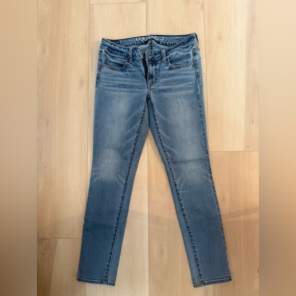 American Eagle Jegging jeans 8 short - Picture 1 of 3